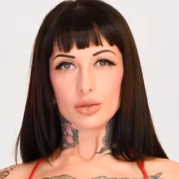 Porn actress Jessie Lee