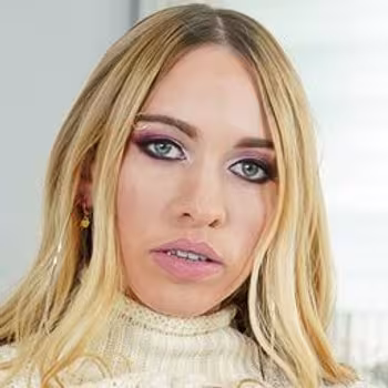 Porn actress Khloe Kapri