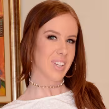 Porn actress Kiera Wilde