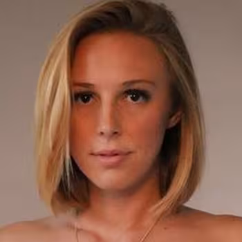 Porn actress Lovely Lo