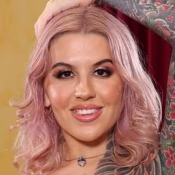 Porn actress Luna Legend