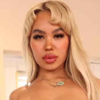 Porn actress Luna Luxe