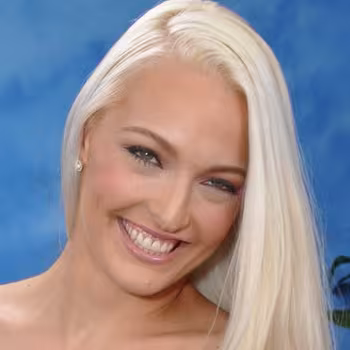 Porn actress Maci Lee