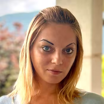 Porn actress Mia Maripolla