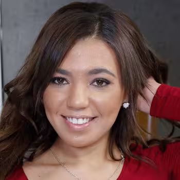 Porn actress Naomi Heart