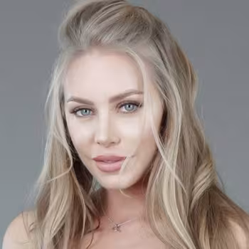 Porn actress Nicole Aniston