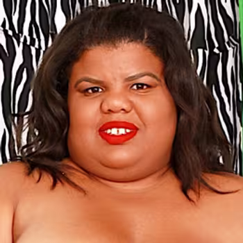 Porn actress Peaches Love