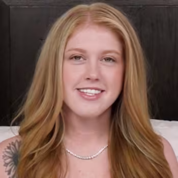 Porn actress Penelope Snaps