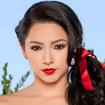 Porn actress Reyna Arriaga