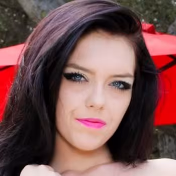 Porn actress Ryan Smiles