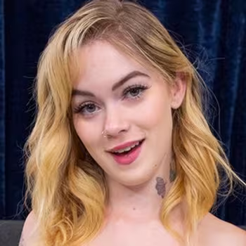 Porn actress Sage Fox