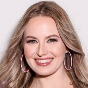 Porn actress Scarlett Sage