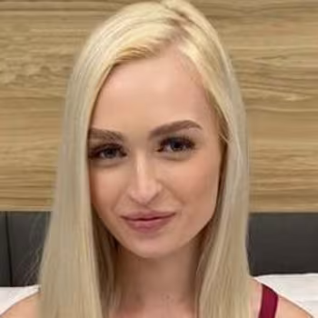 Porn actress Starlette Storm