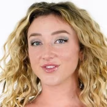 Porn actress Susie Stellar