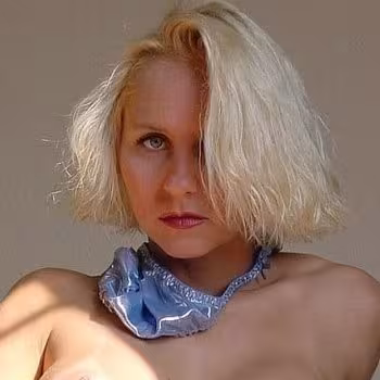 Porn actress Trixie Swallows