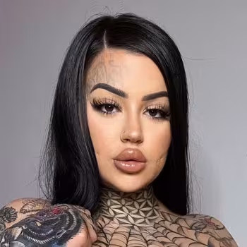 Porn actress Valentine Vixen