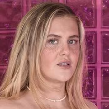 Porn actress Wisconsin Tiff