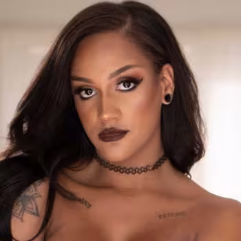 Porn actress Zoey Sinn